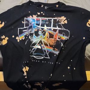 Pink Floyd graphic tee